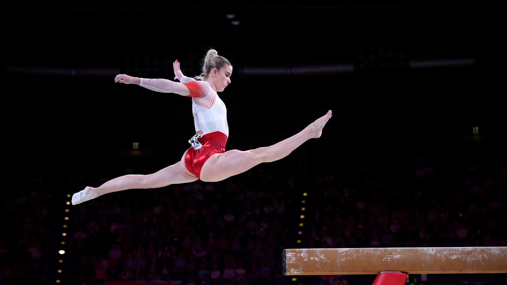 Gymnastics Beam Pictures Wallpapers