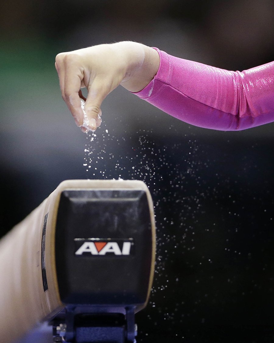 Gymnastics Beam Pictures Wallpapers