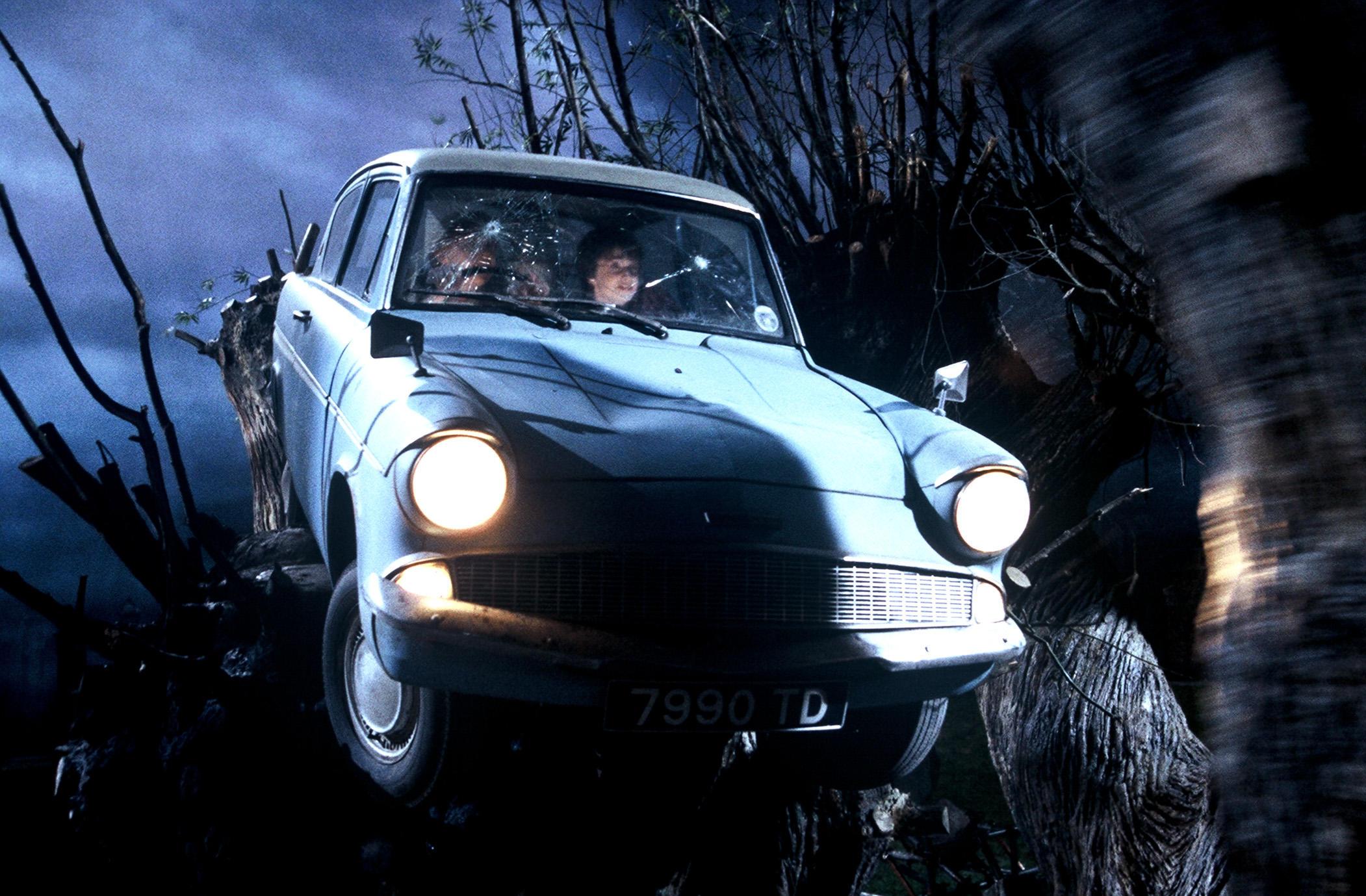 Harry Potter Flying Car Wallpapers