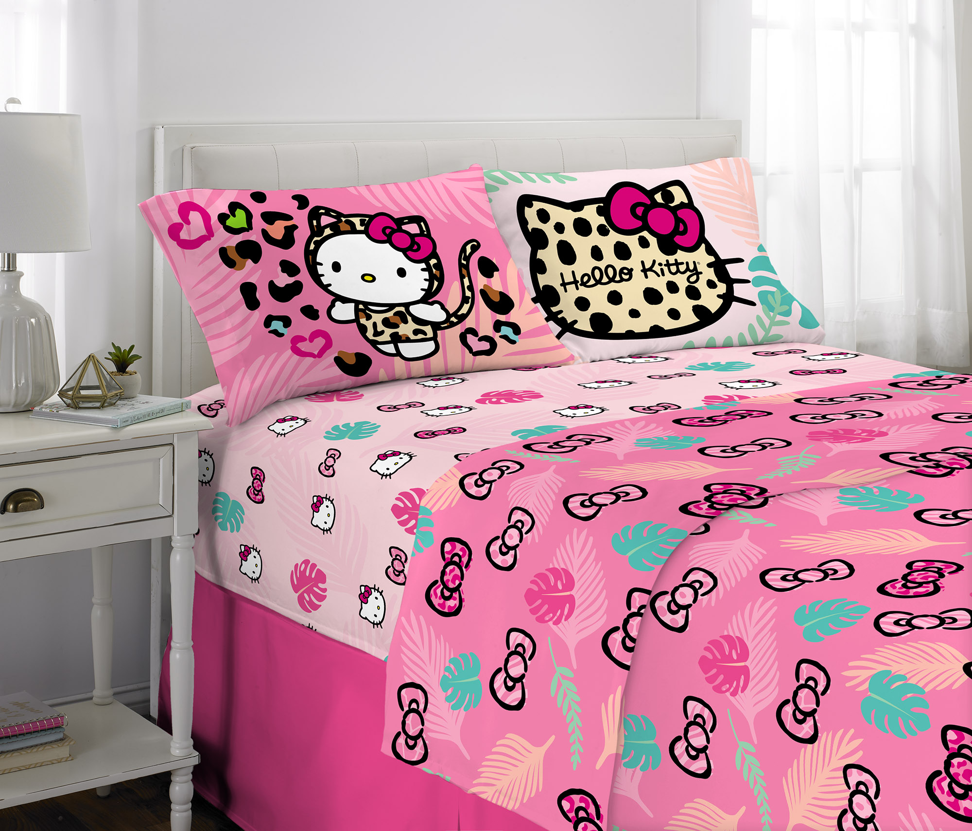 Hello Kitty Cheetah Wallpapers