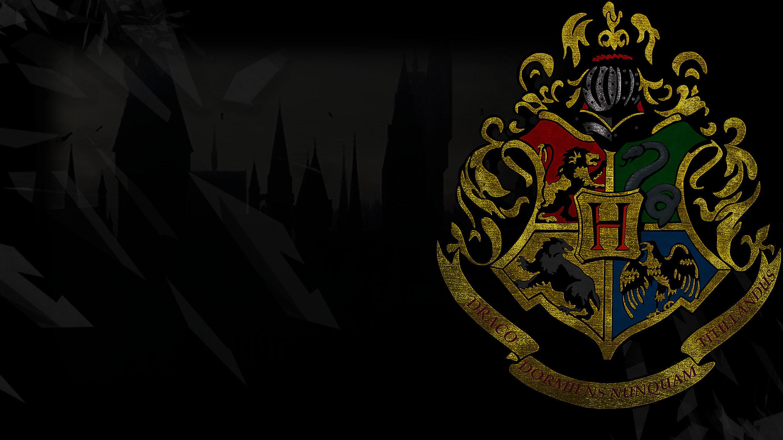 Hufflepuff Crest Wallpapers