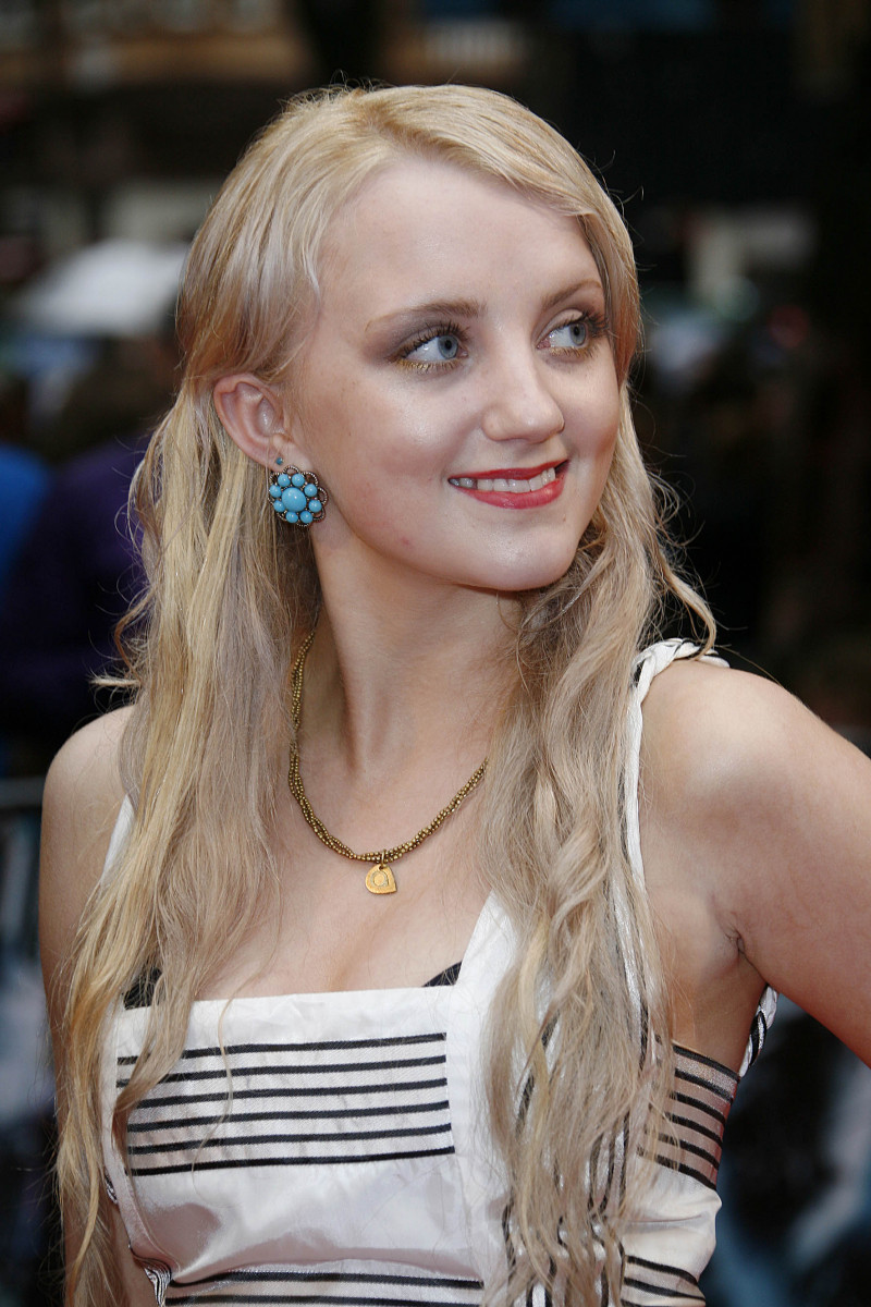 Images Of Evanna Lynch Wallpapers