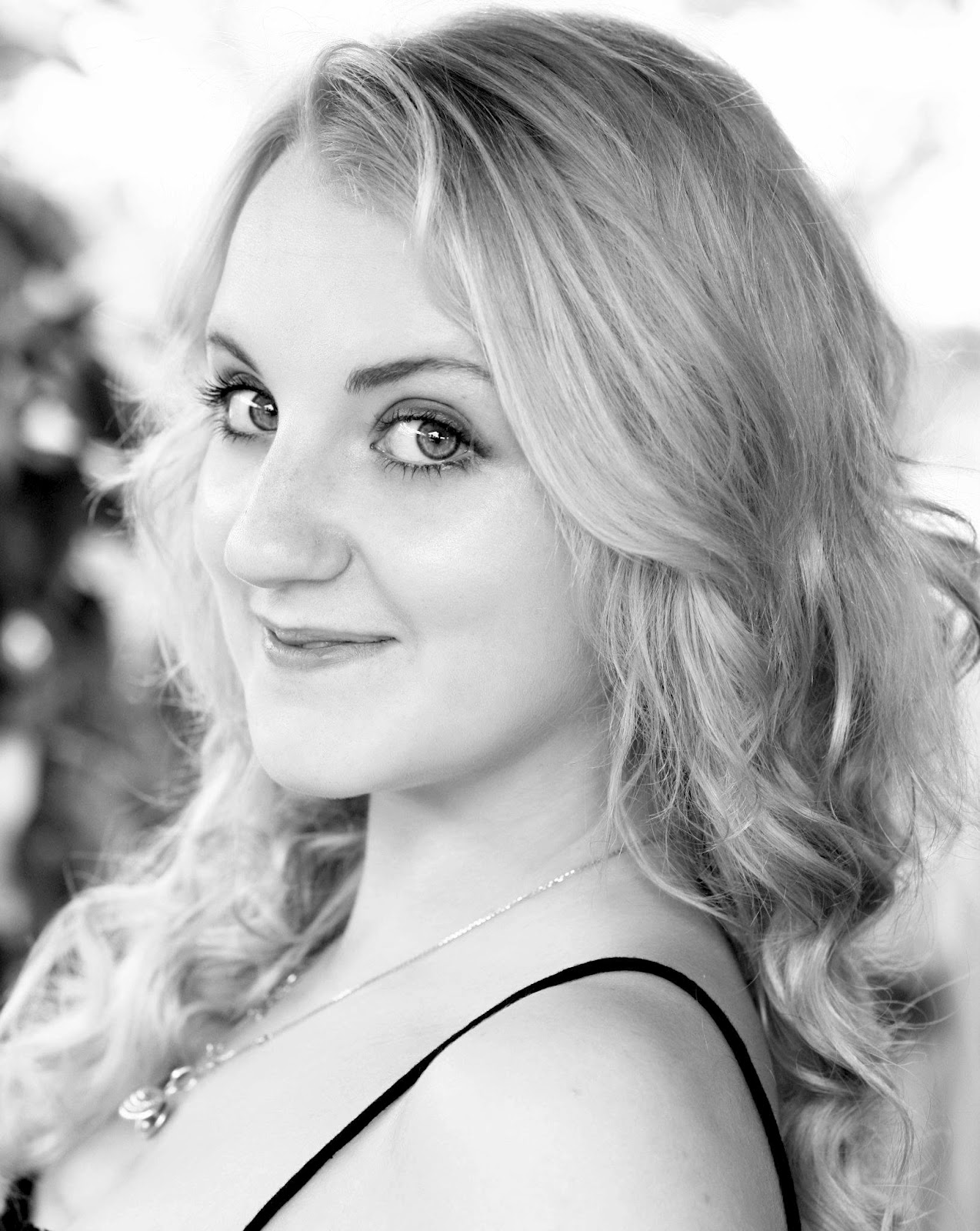 Images Of Evanna Lynch Wallpapers