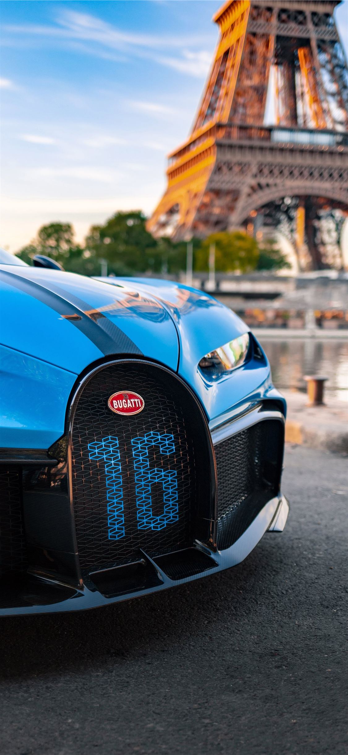 Iphone Xs Bugatti Wallpapers