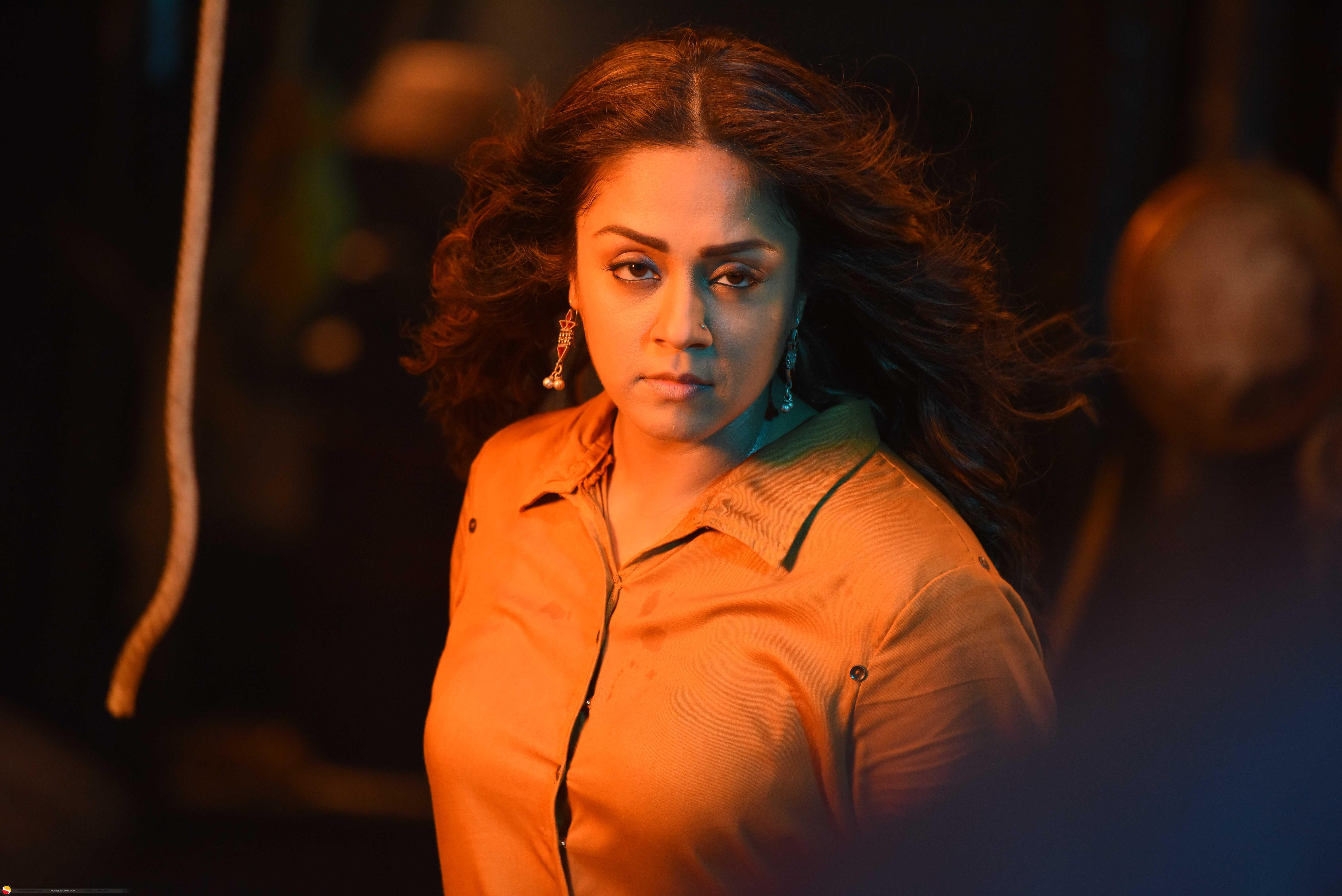 Jyothika Photos Wallpapers