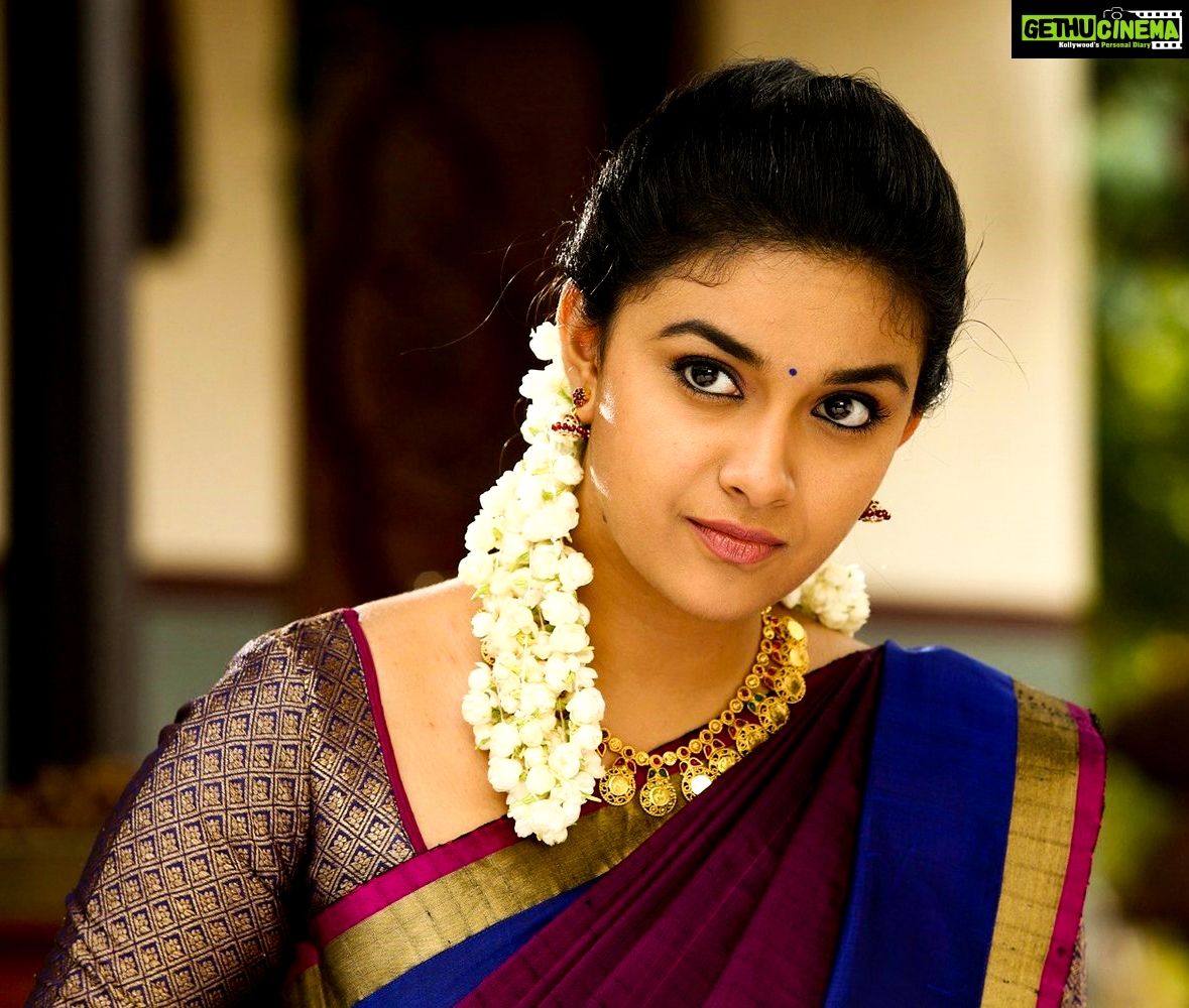 Keerthi Suresh Saree Wallpapers