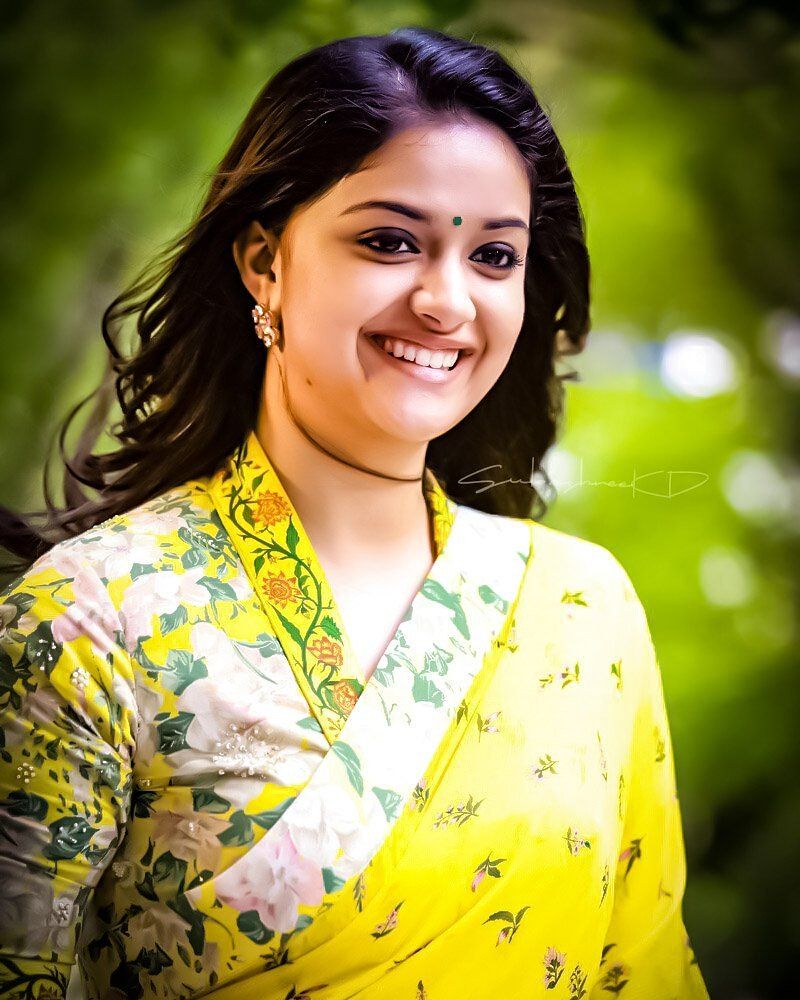 Keerthi Suresh Saree Wallpapers