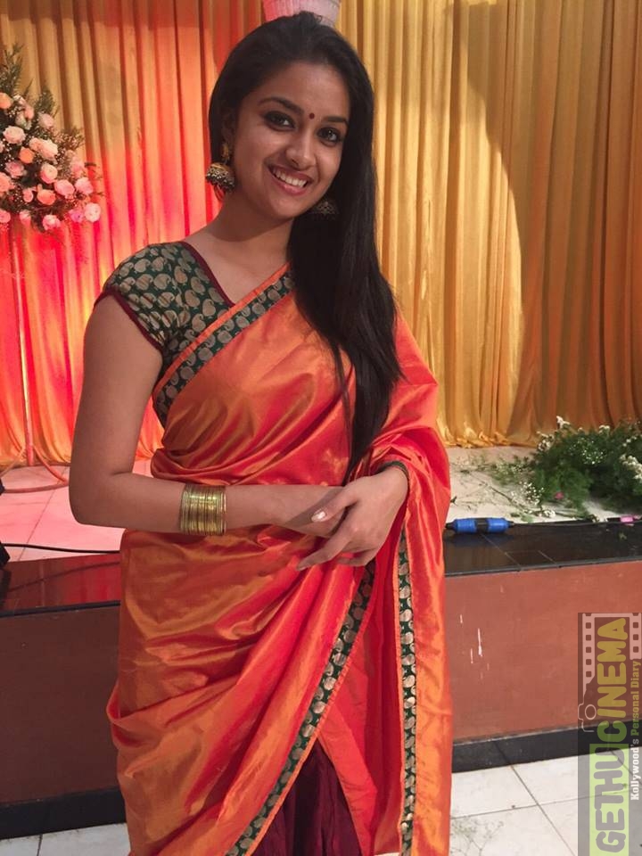 Keerthi Suresh Saree Wallpapers