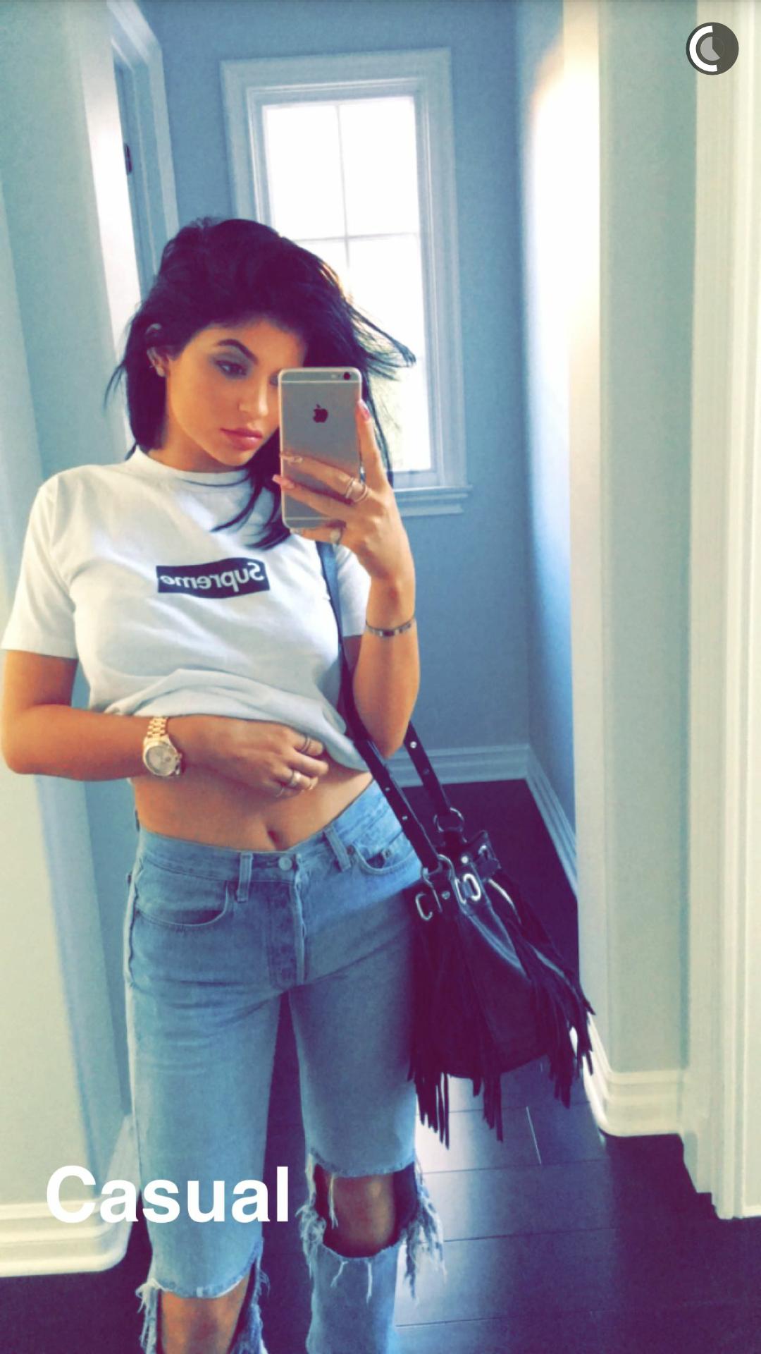 Kylie Jenner Iphone Wallpapers