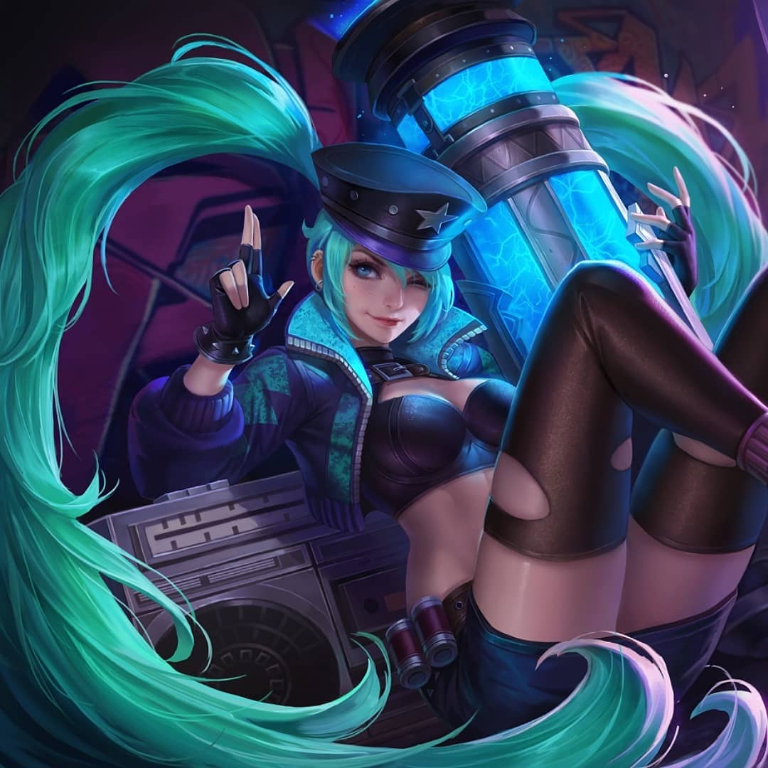 Layla Wallpapers