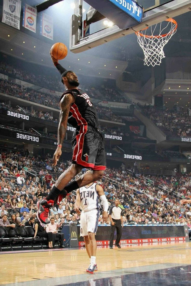 Lebron Dunking Wallpapers