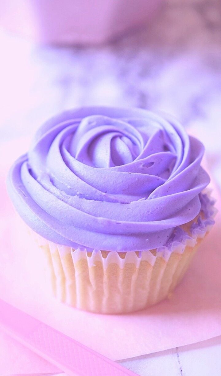 Light Purple Cupcakes Wallpapers