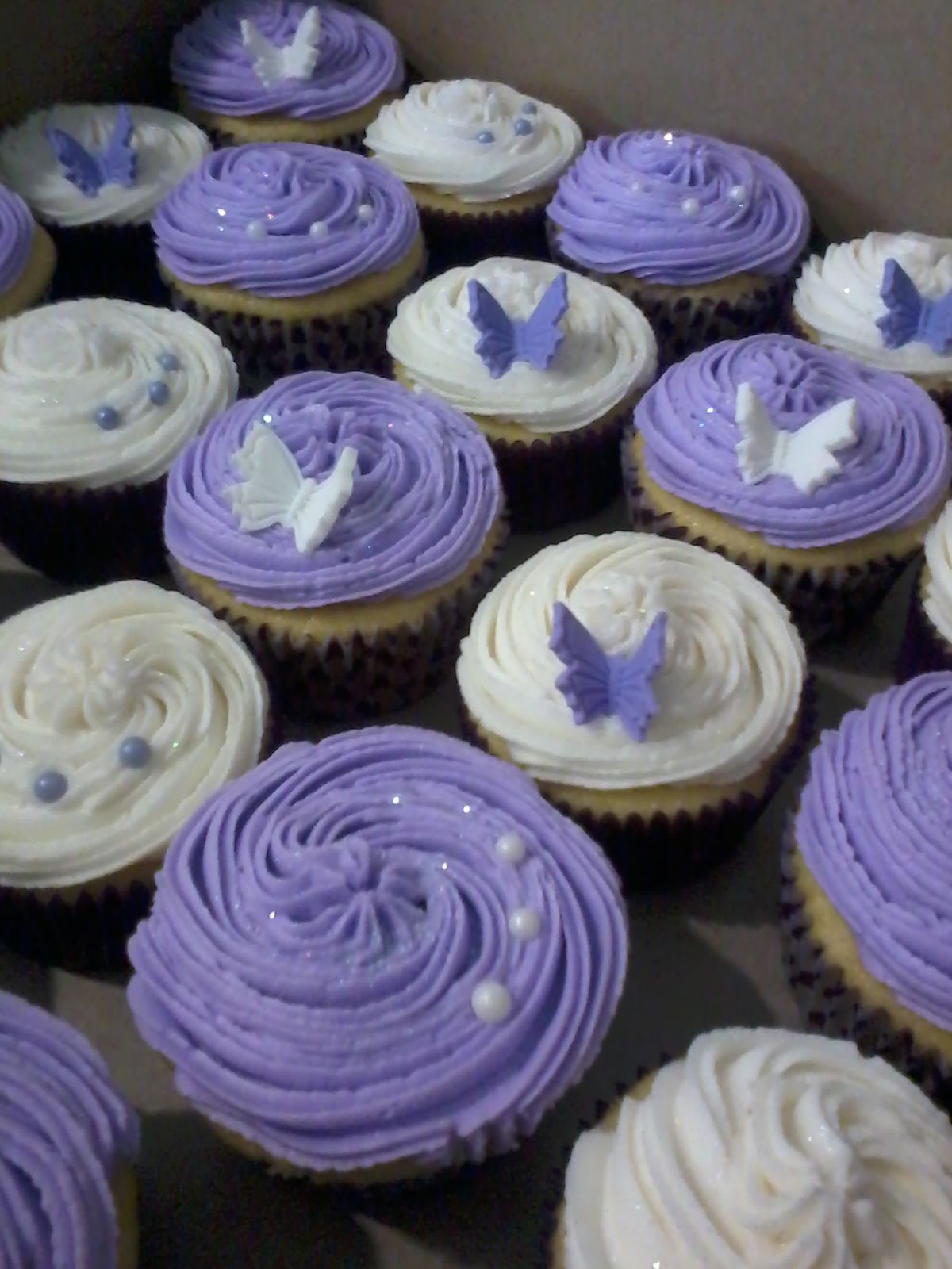 Light Purple Cupcakes Wallpapers