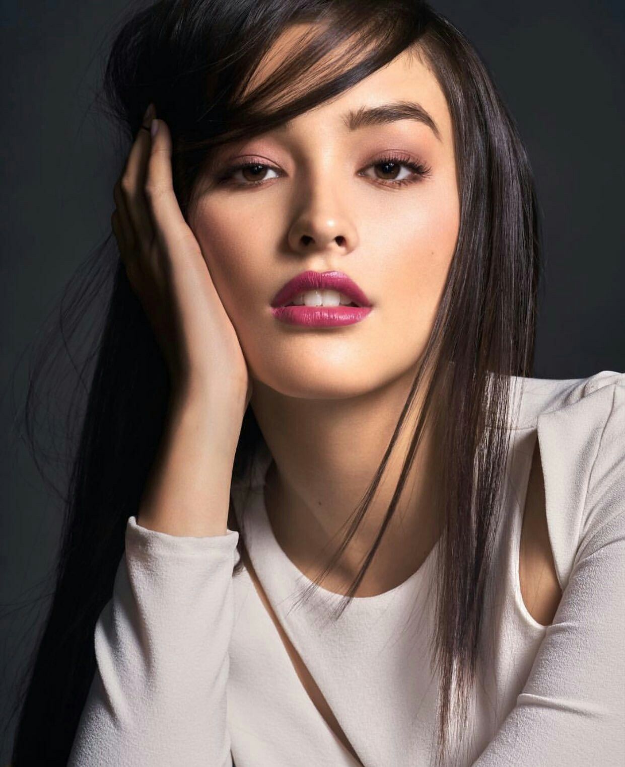 Liza Soberano Hd Wallpapers