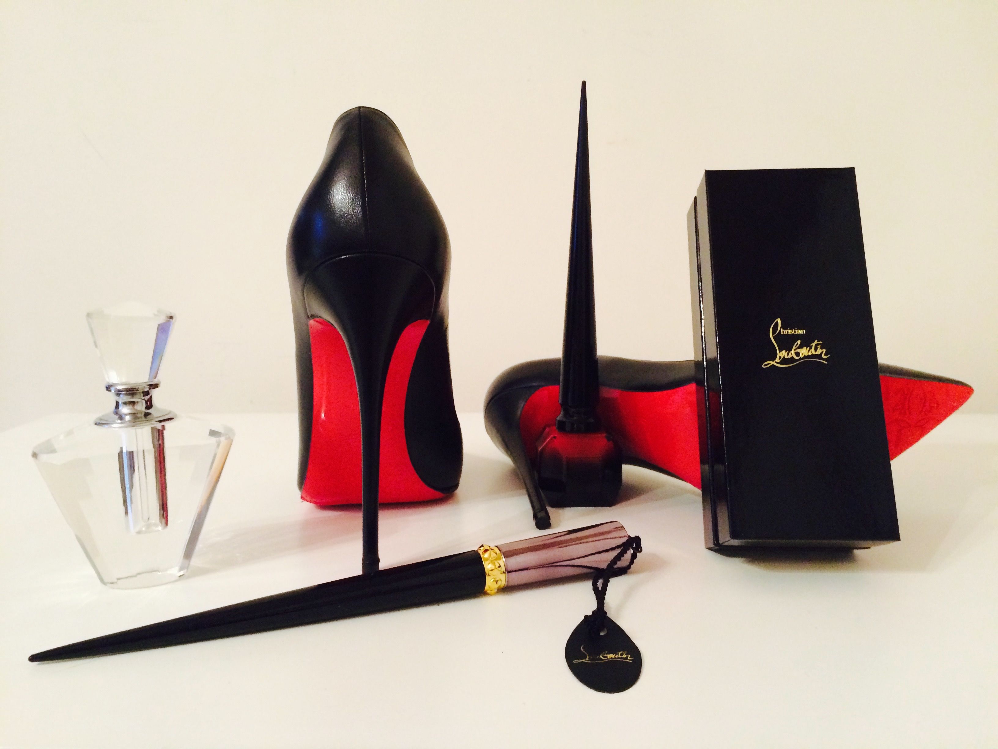 Louboutin Wallpapers