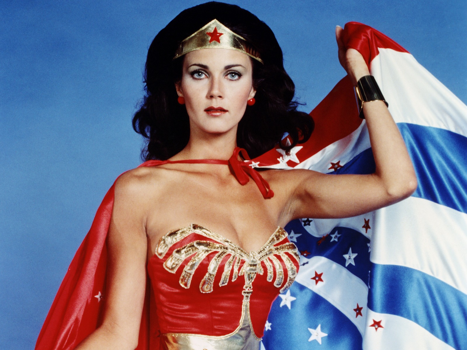 Lynda Carter Wonder Woman Wallpapers