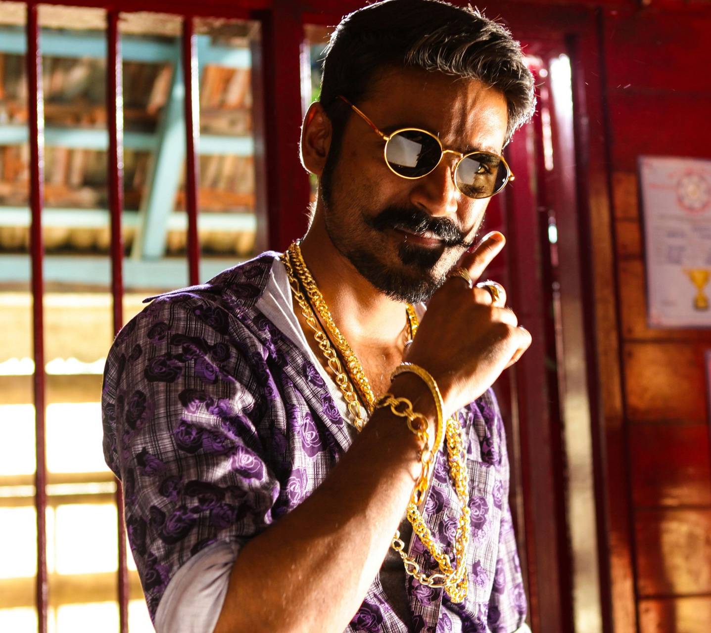 Maari Hd Wallpapers