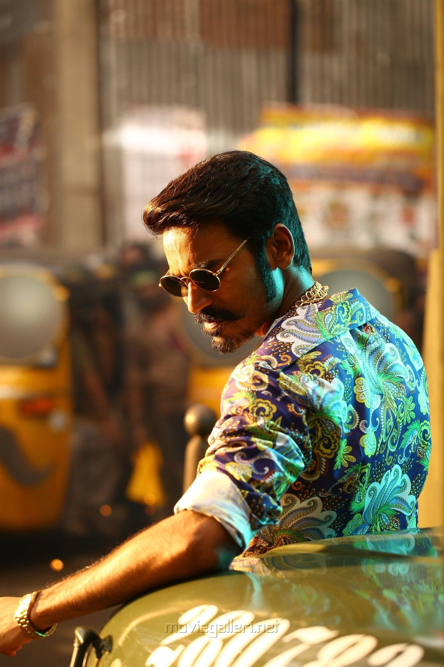 Maari Hd Wallpapers