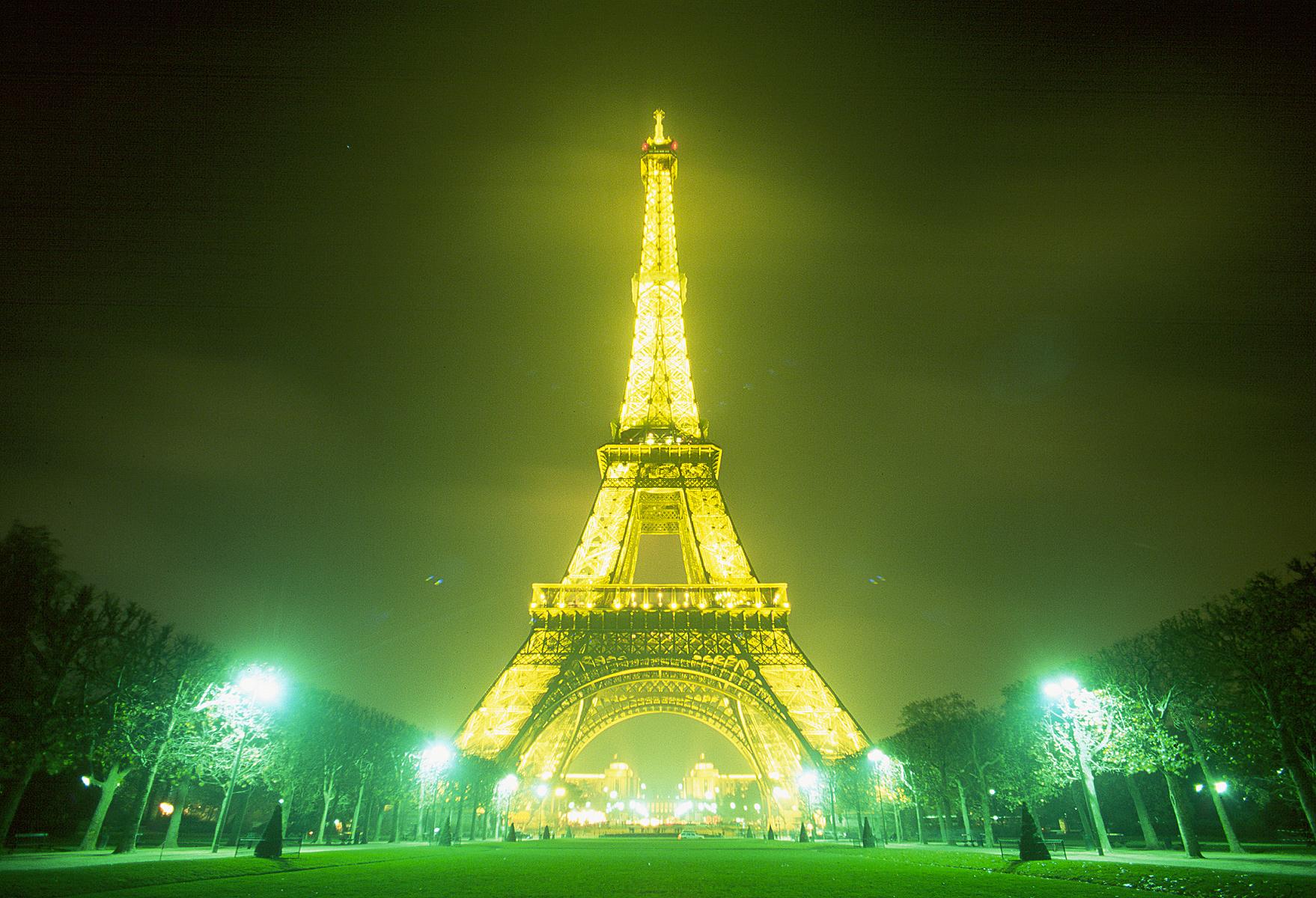 Night Paris Wallpapers