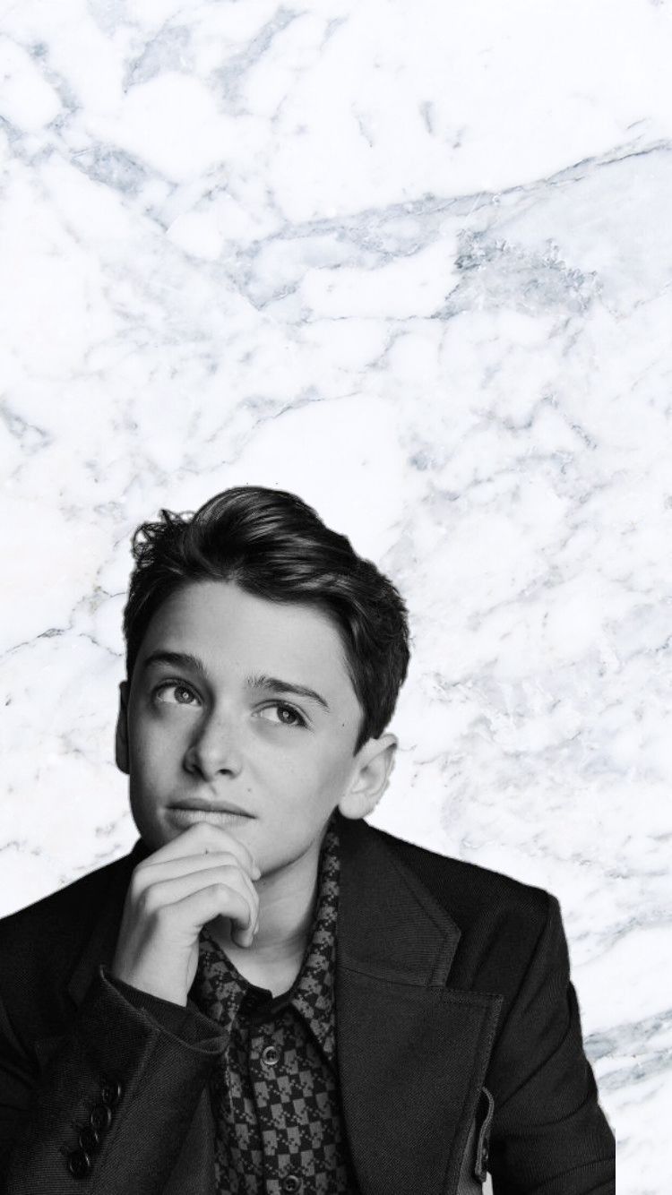 Noah Schnapp Wallpapers