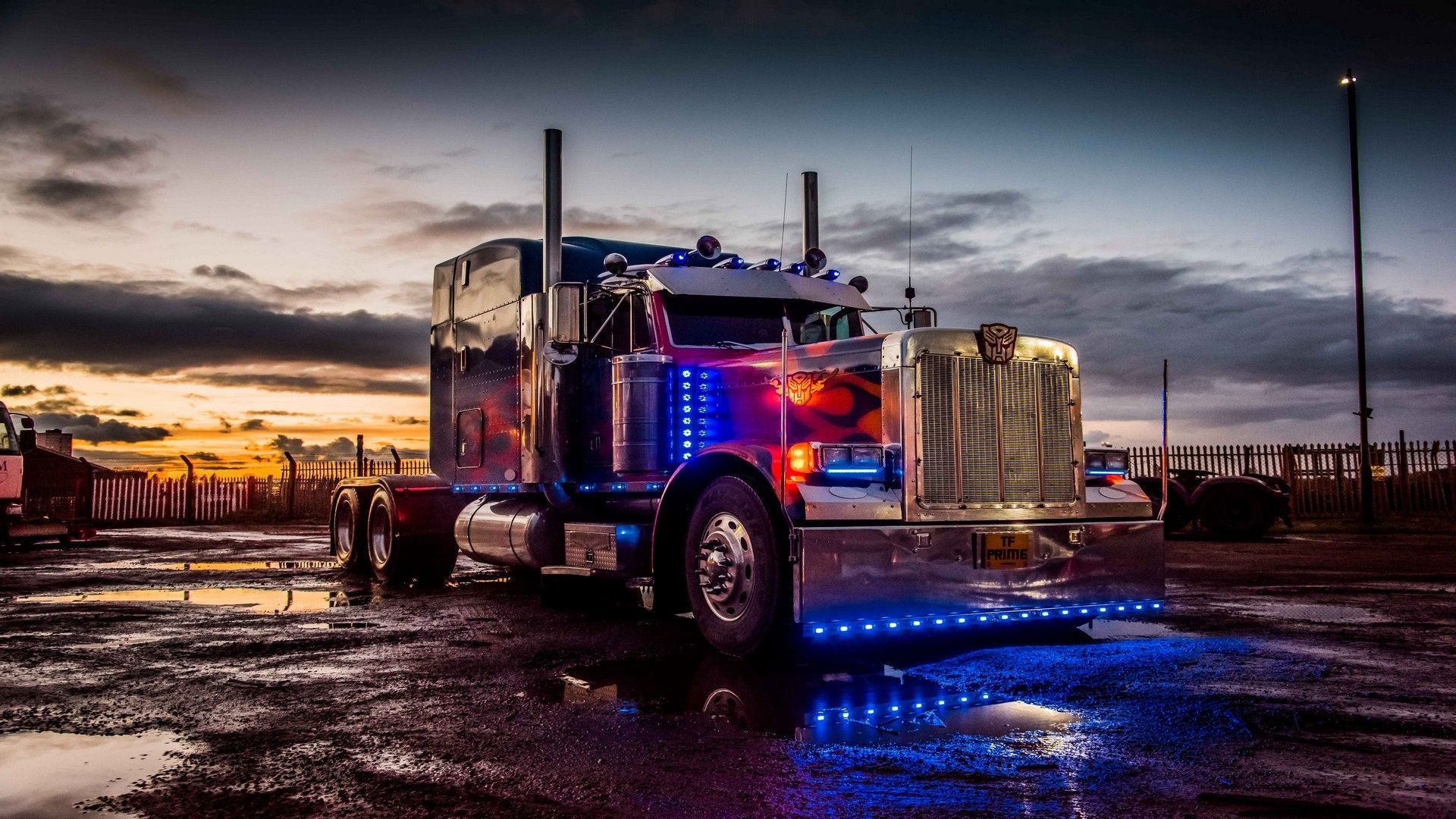 Optimus Prime Truck Wallpapers