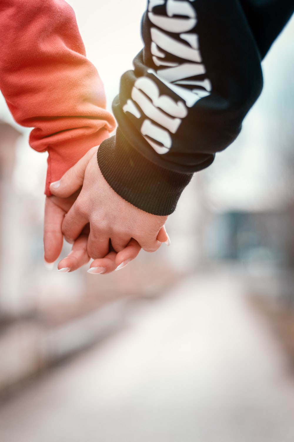 Original Couple Hand Pic Wallpapers