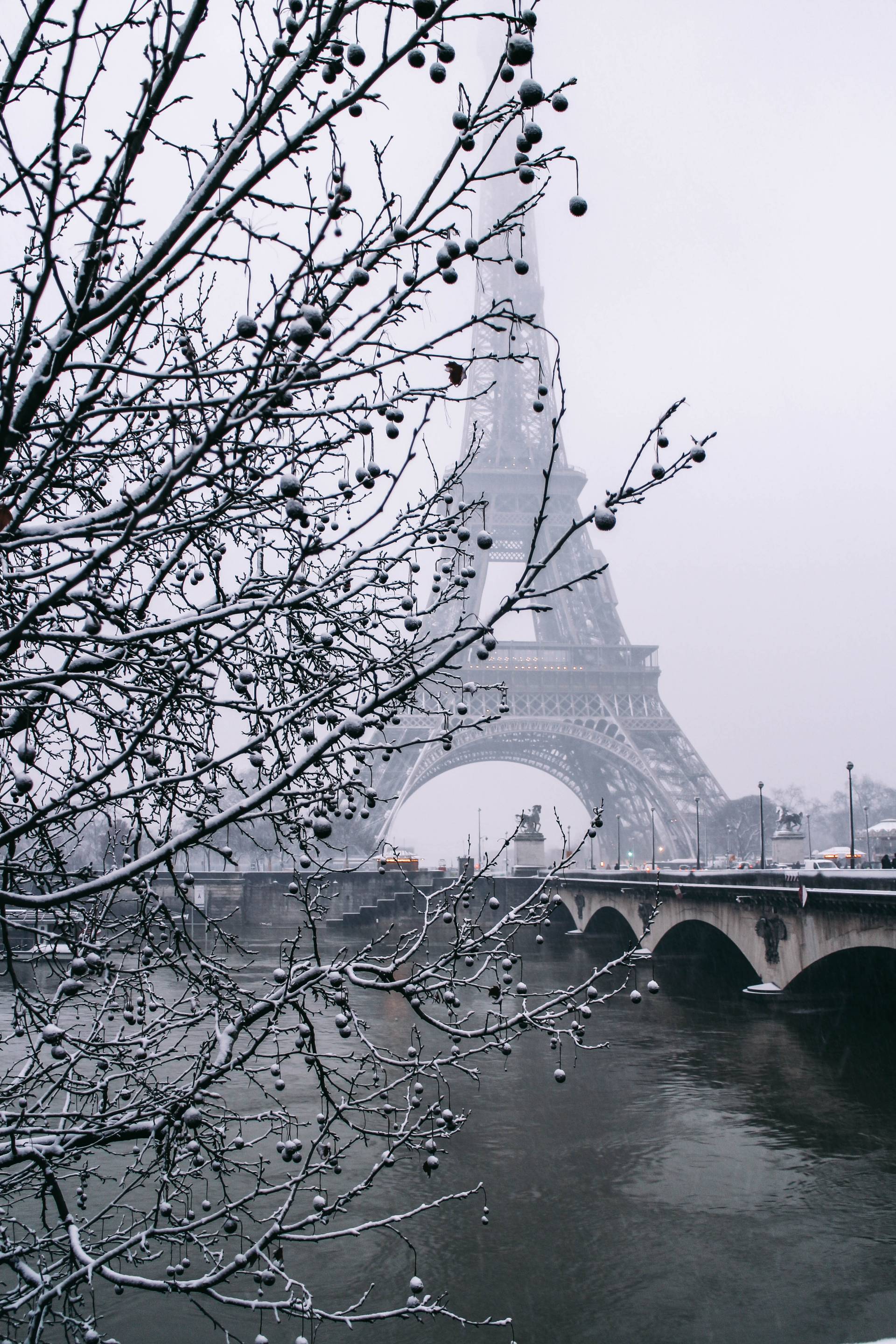 Paris Snow Wallpapers