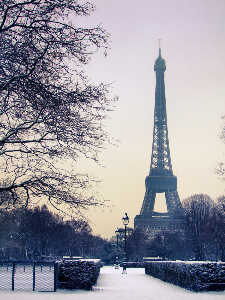 Paris Snow Wallpapers