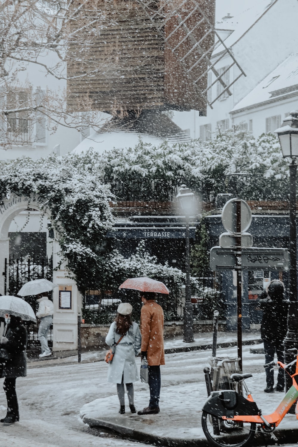 Paris Snow Wallpapers