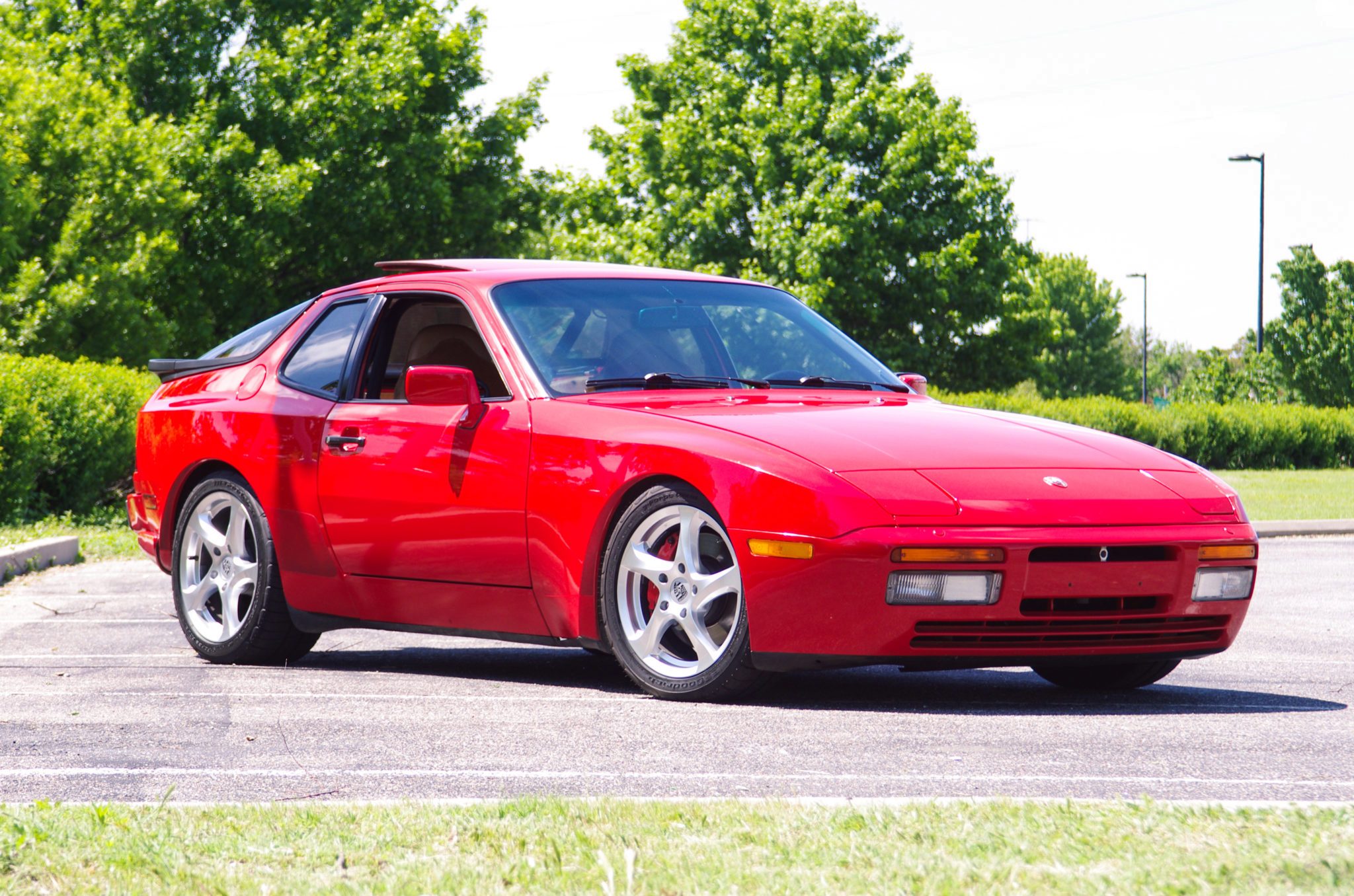 Porsche 944 Wallpapers