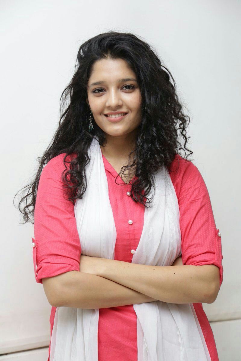 Ritika Singh Hot Wallpapers