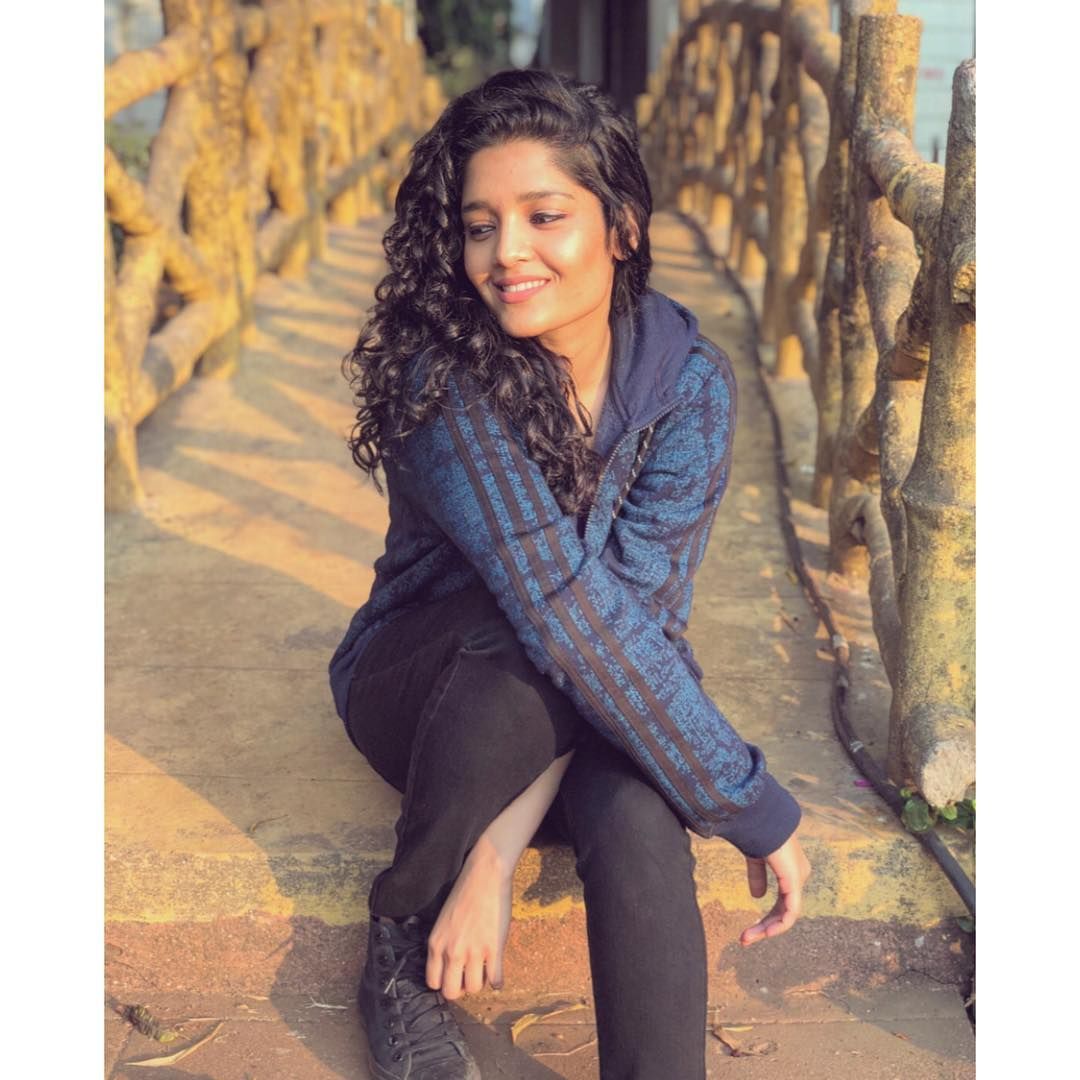 Ritika Singh Hot Wallpapers