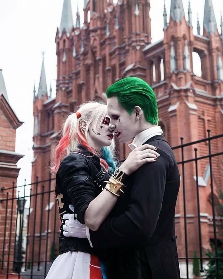 Romantic Joker And Harley Quinn Love Wallpapers