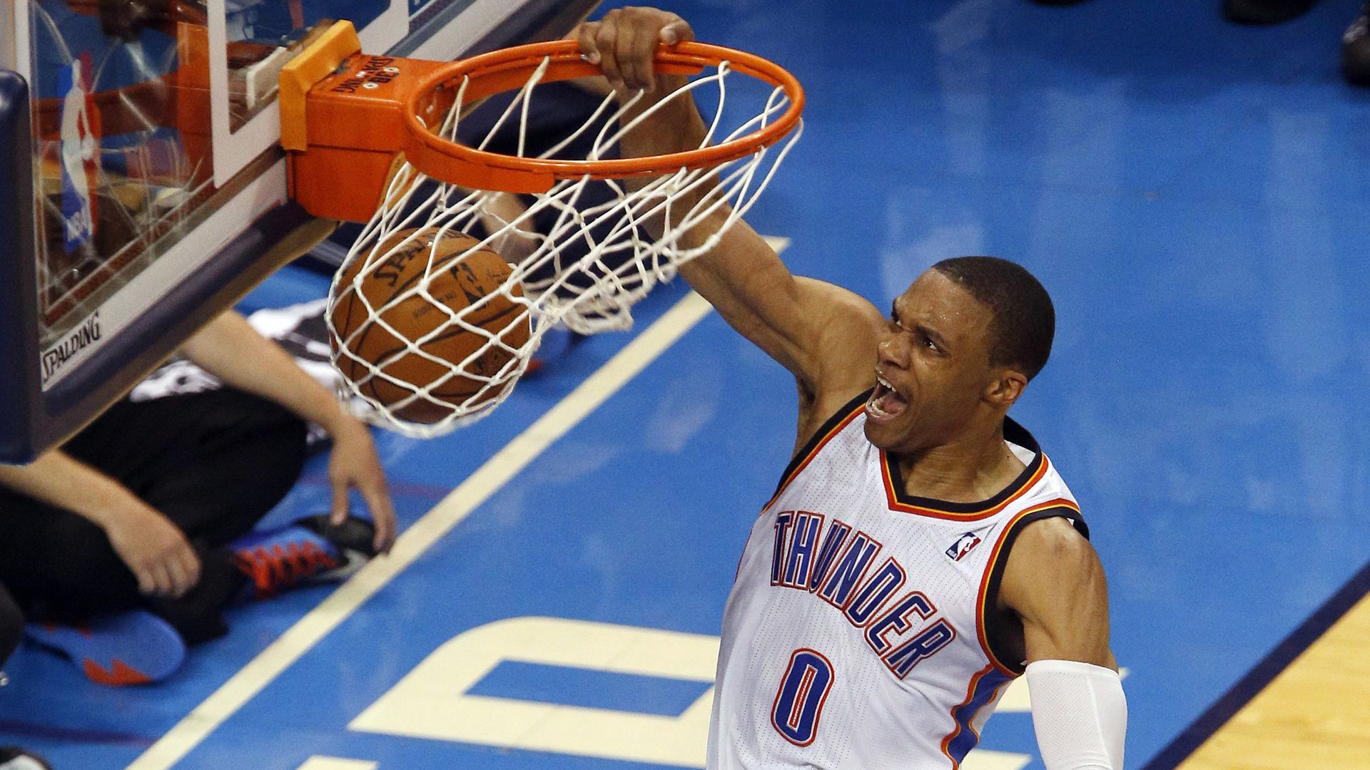 Russell Westbrook Dunking Wallpapers