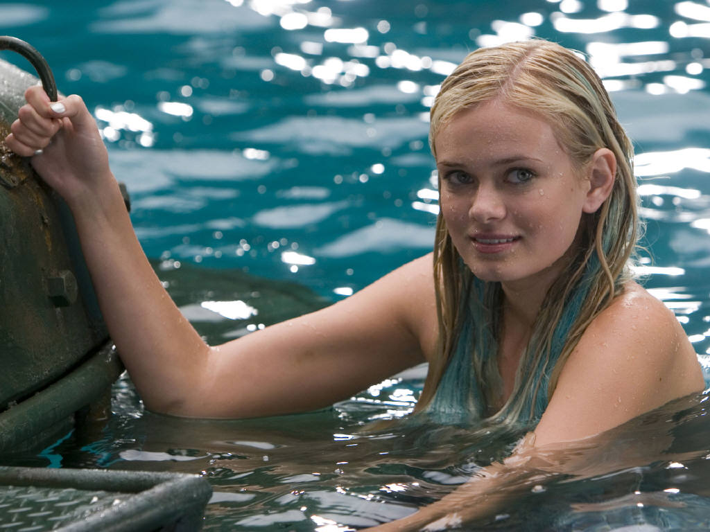 Sara Paxton Pics Wallpapers