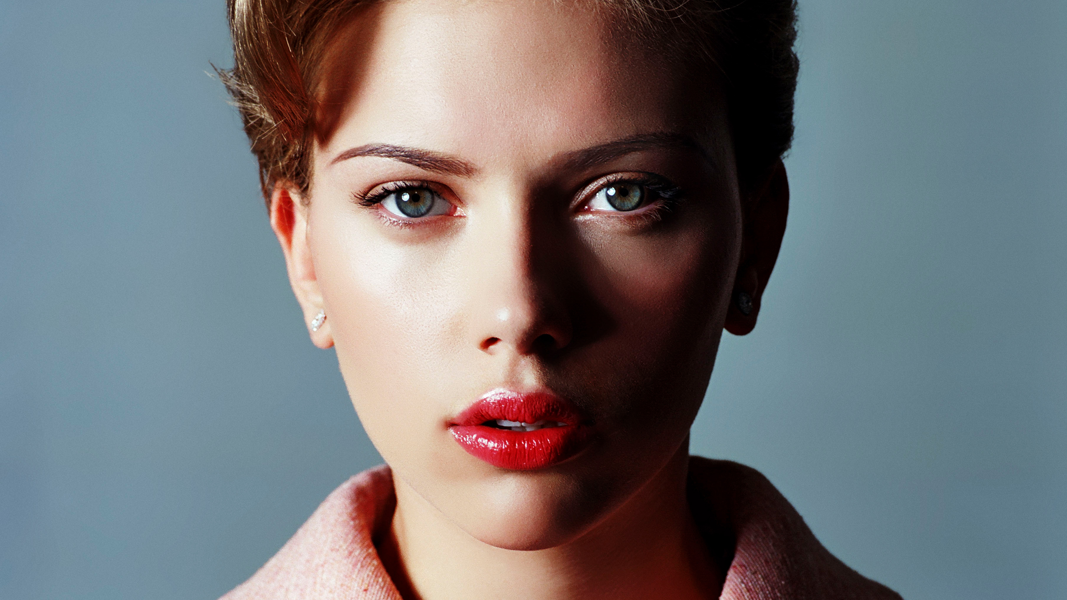 Scarlett Johansson Face Wallpapers