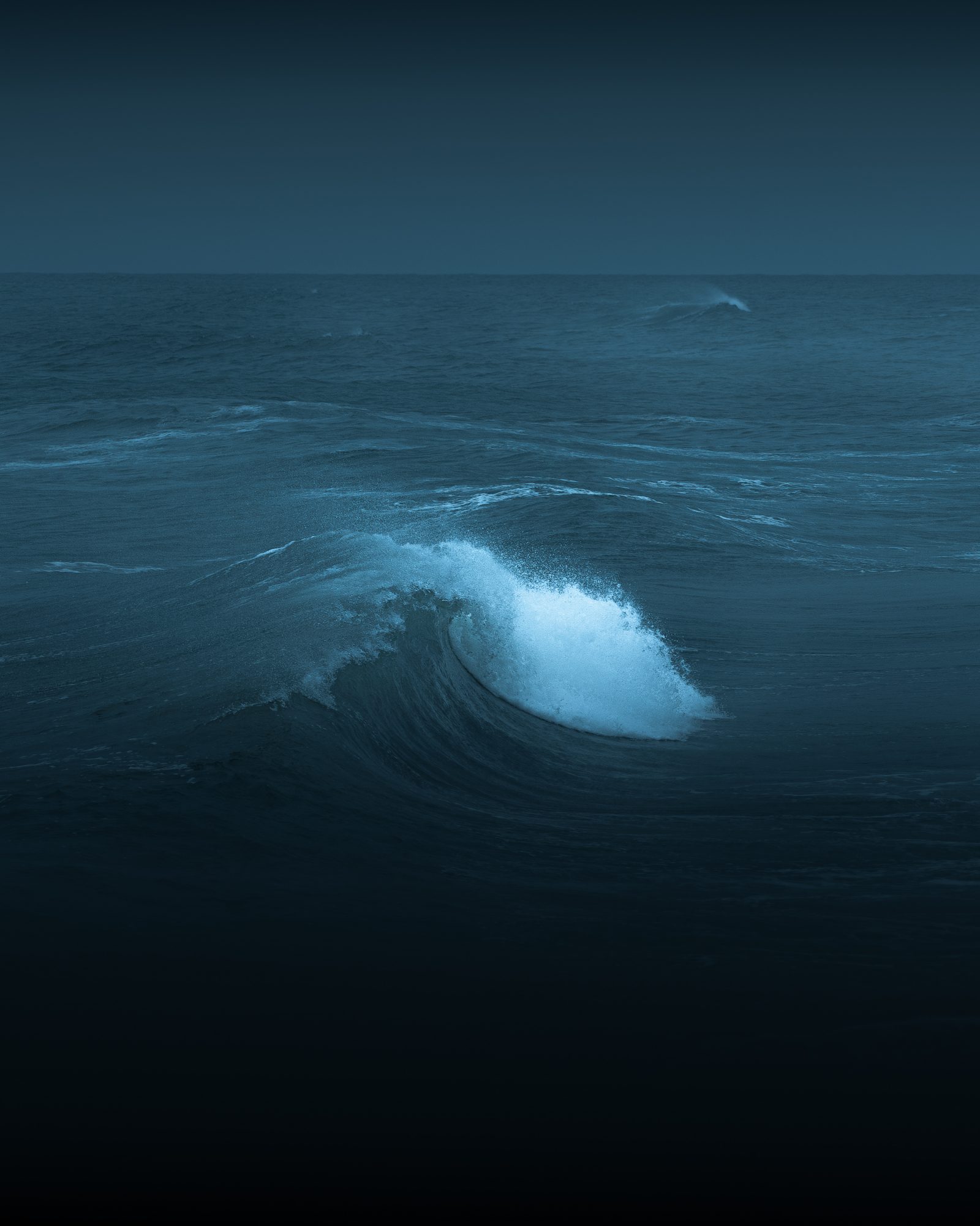 Scary Waves Wallpapers