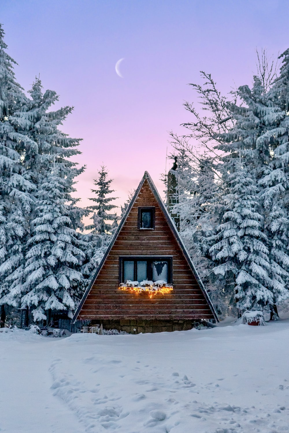 Snowy Cottages Wallpapers