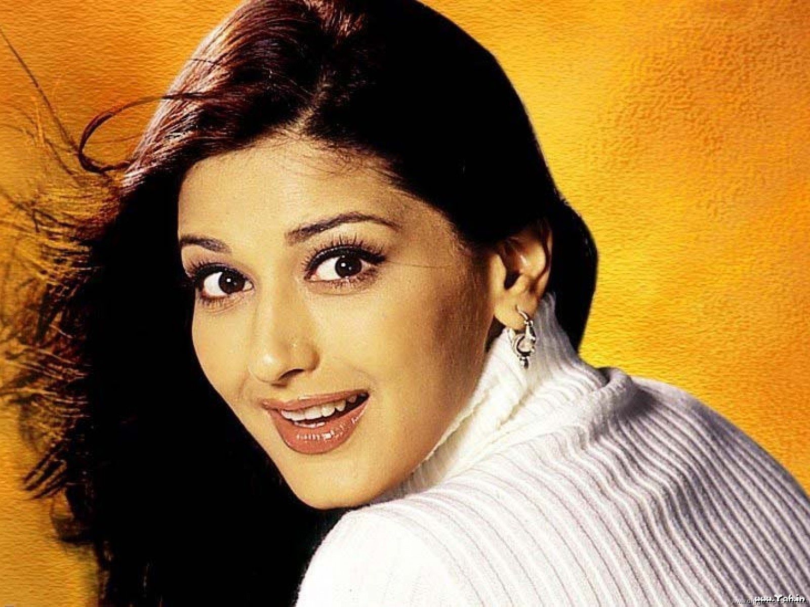 Sonali Bendre Young Wallpapers