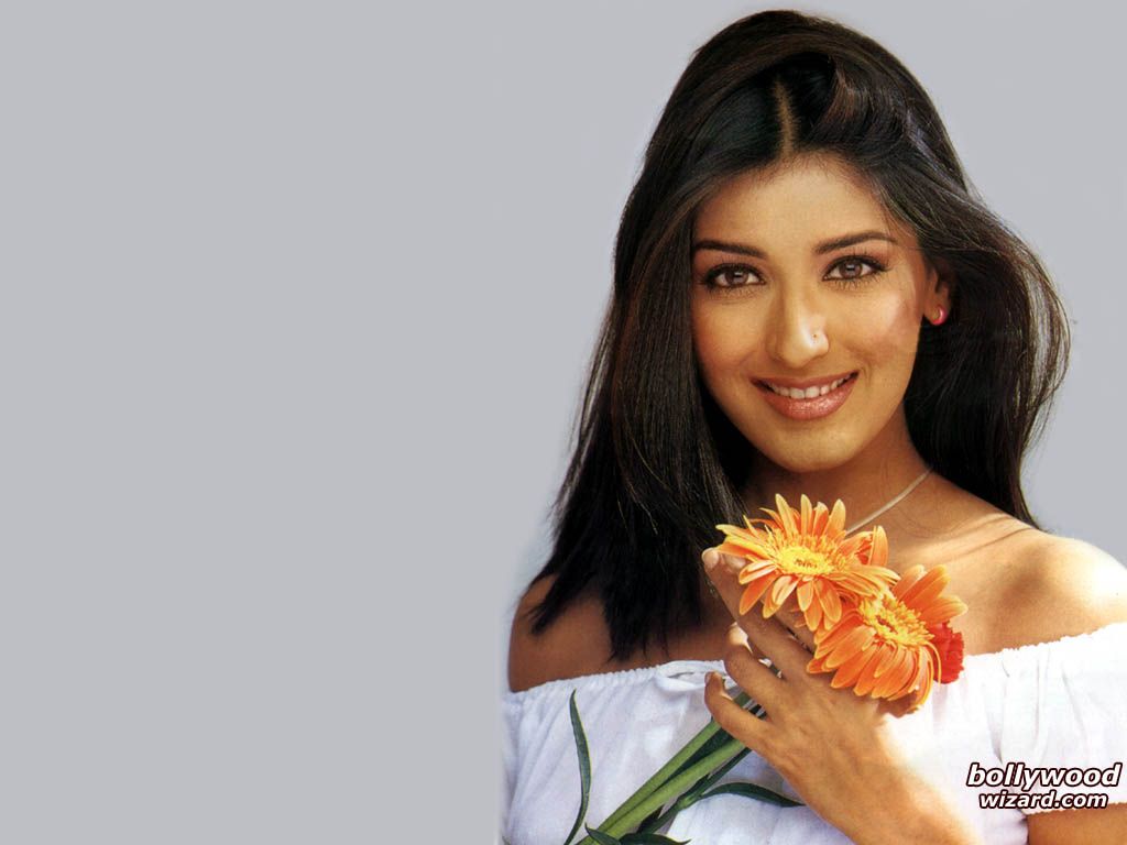 Sonali Bendre Young Wallpapers