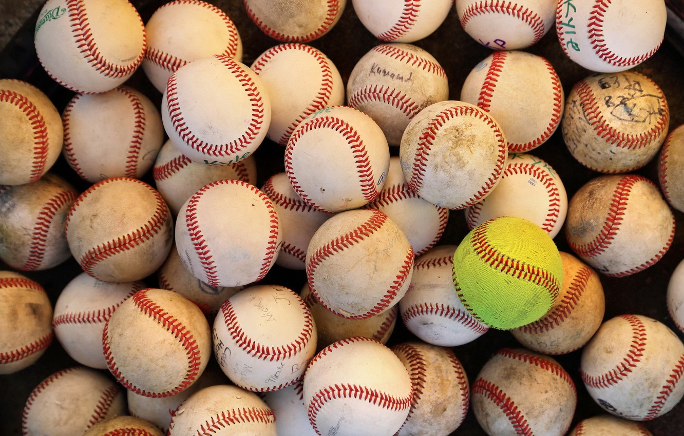 Sports Balls Wallpapers