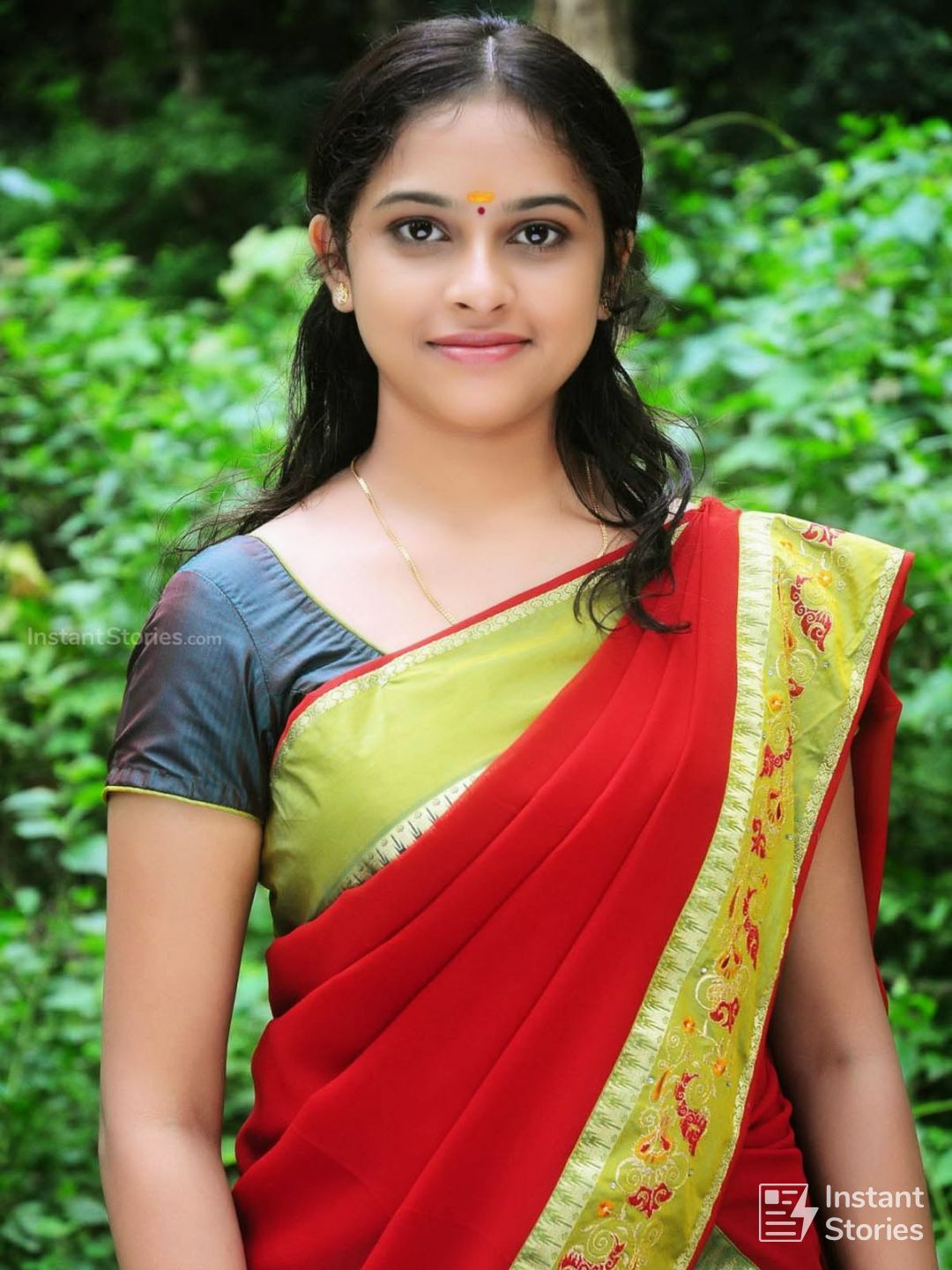 Sri Thiviya Photos Wallpapers