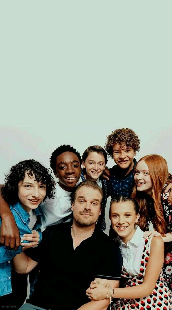 Stranger Things Cast Wallpapers