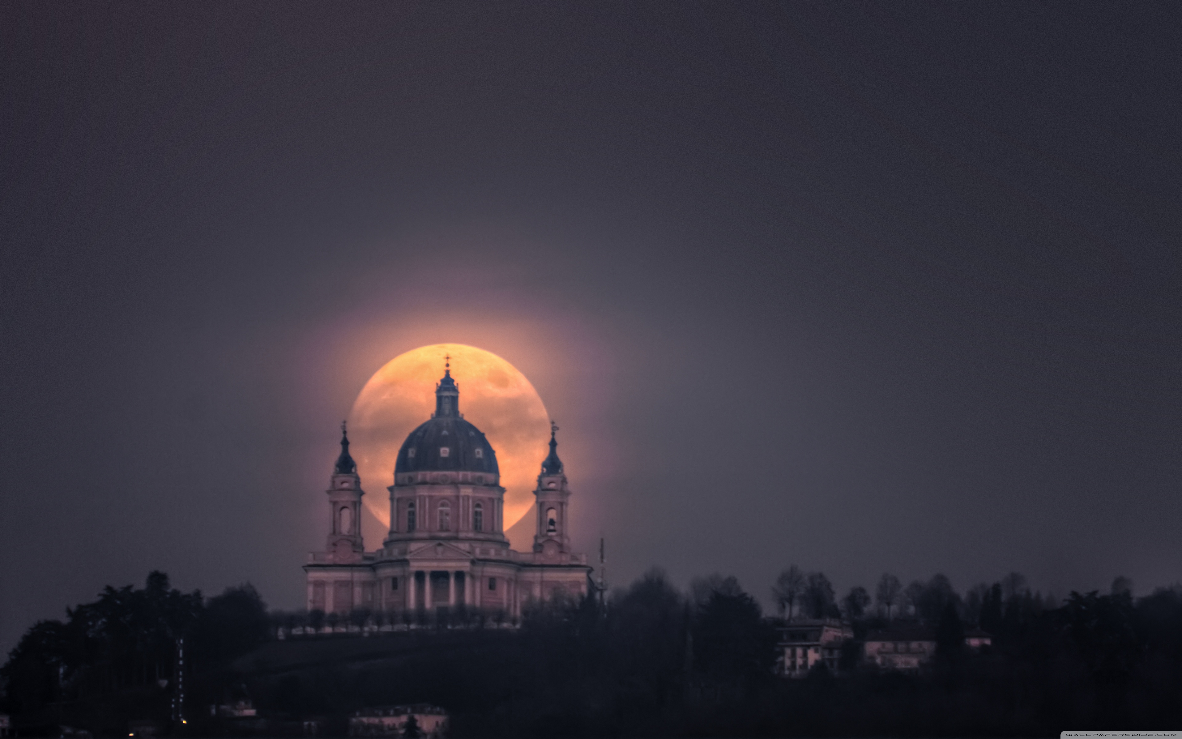 Super Moon Wallpapers