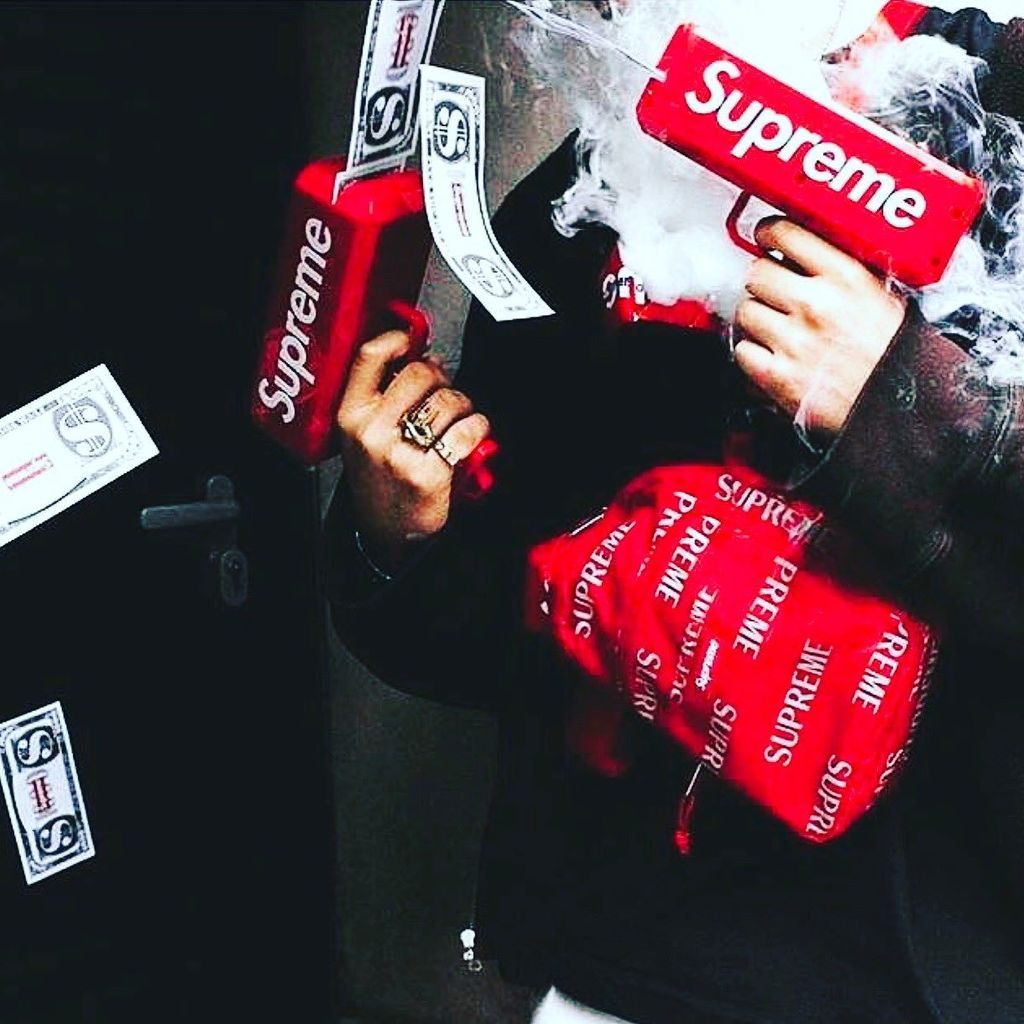 Supreme Gun Wallpapers