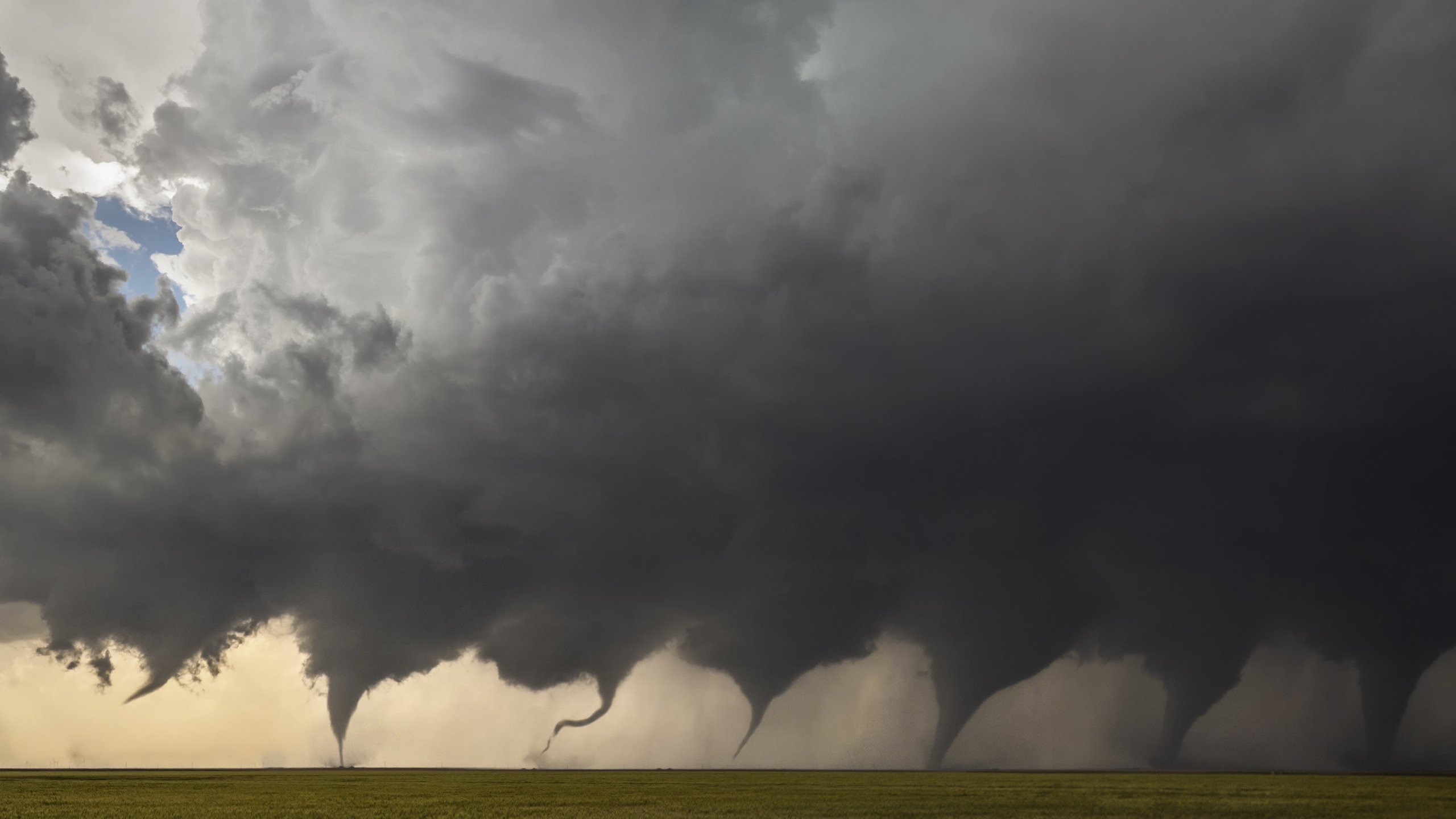 Tornado Desktop Wallpapers