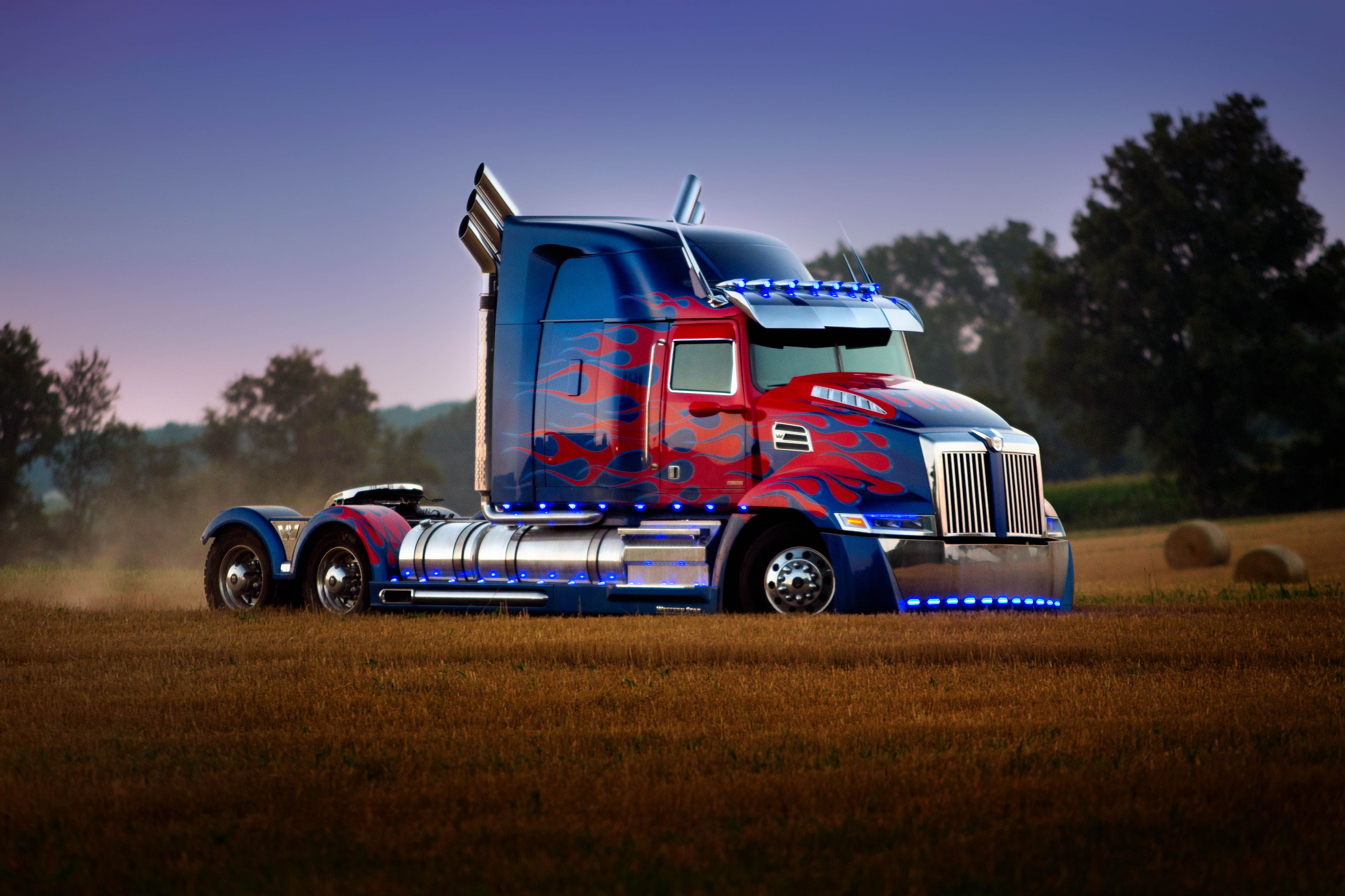 Truck Transformers Wallpapers