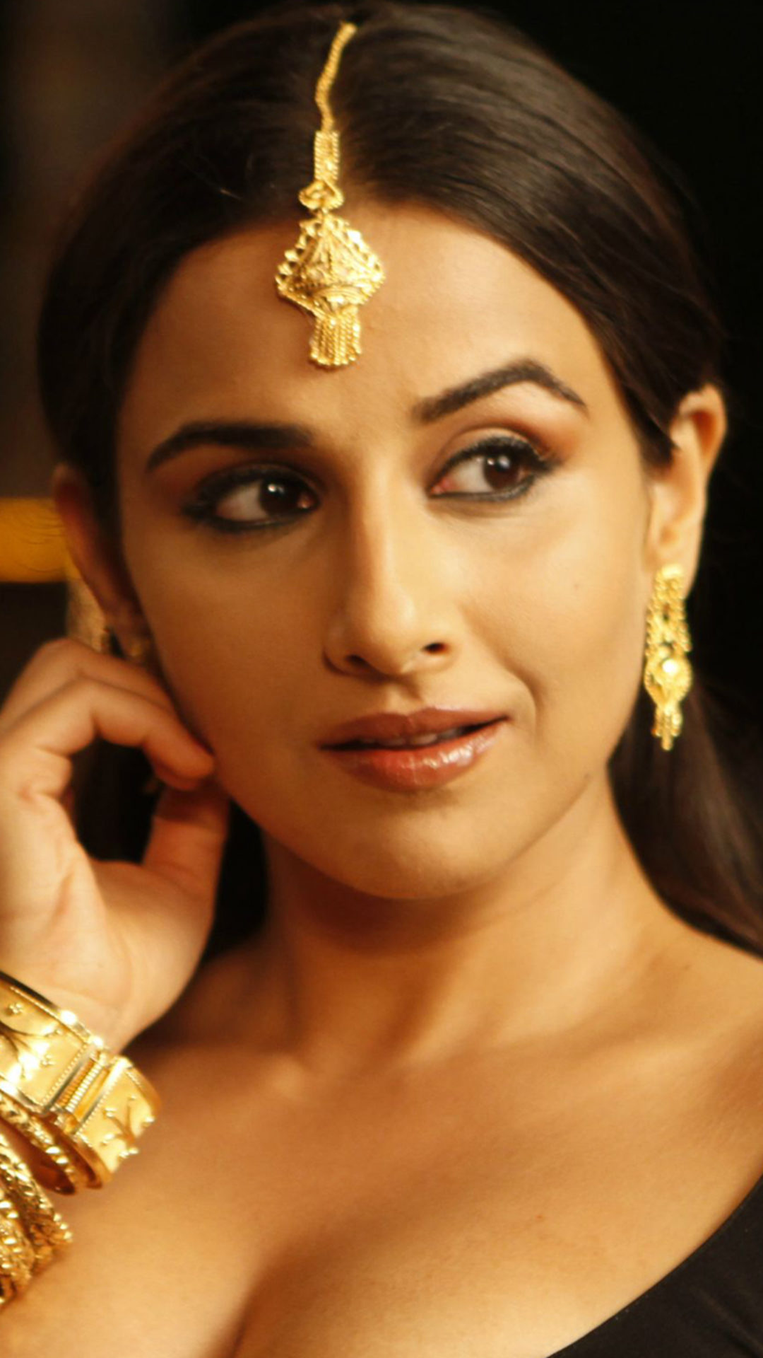 Vidya Balan Hot Wallpapers