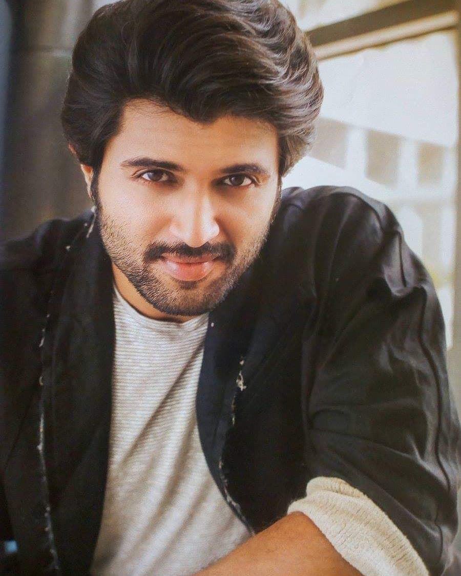 Vijay Devarakonda Images Wallpapers