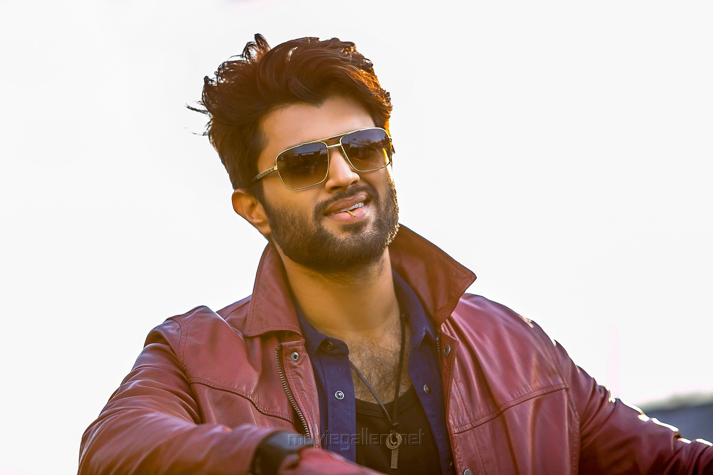 Vijay Devarakonda Images Wallpapers